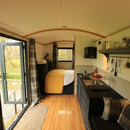 Otter Shepherds Hut Bodmin Exterior photo